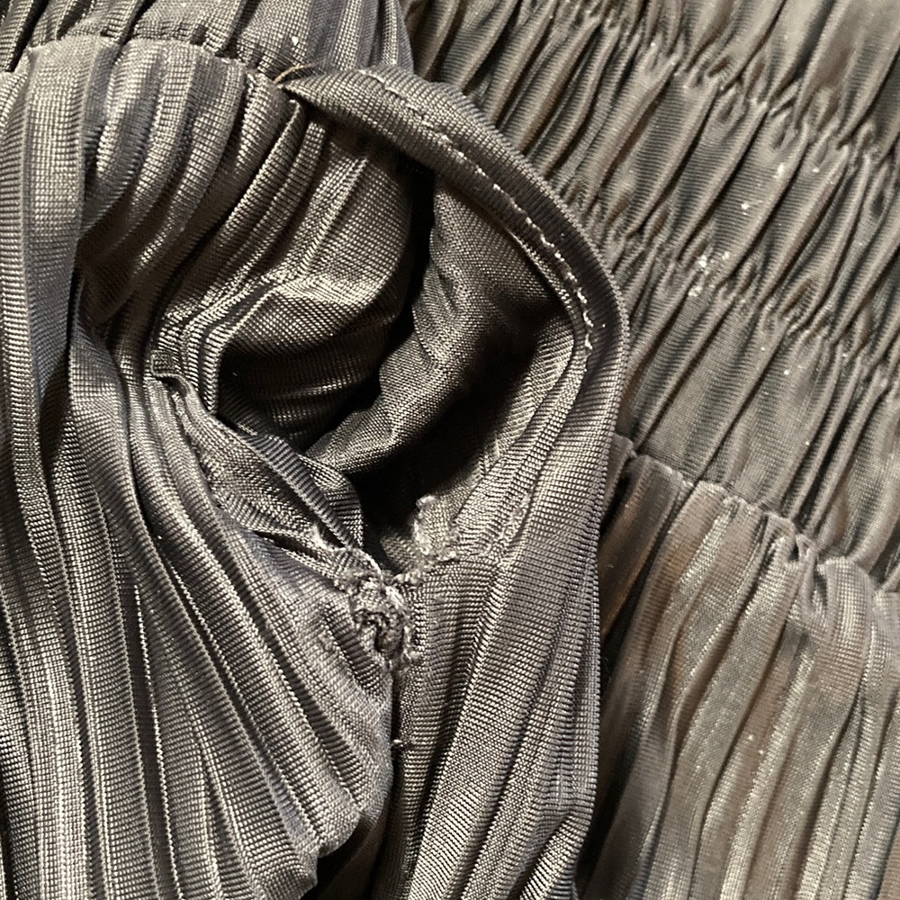 Ruti Relaxed Pleated Skirt - Picture 8 of 8